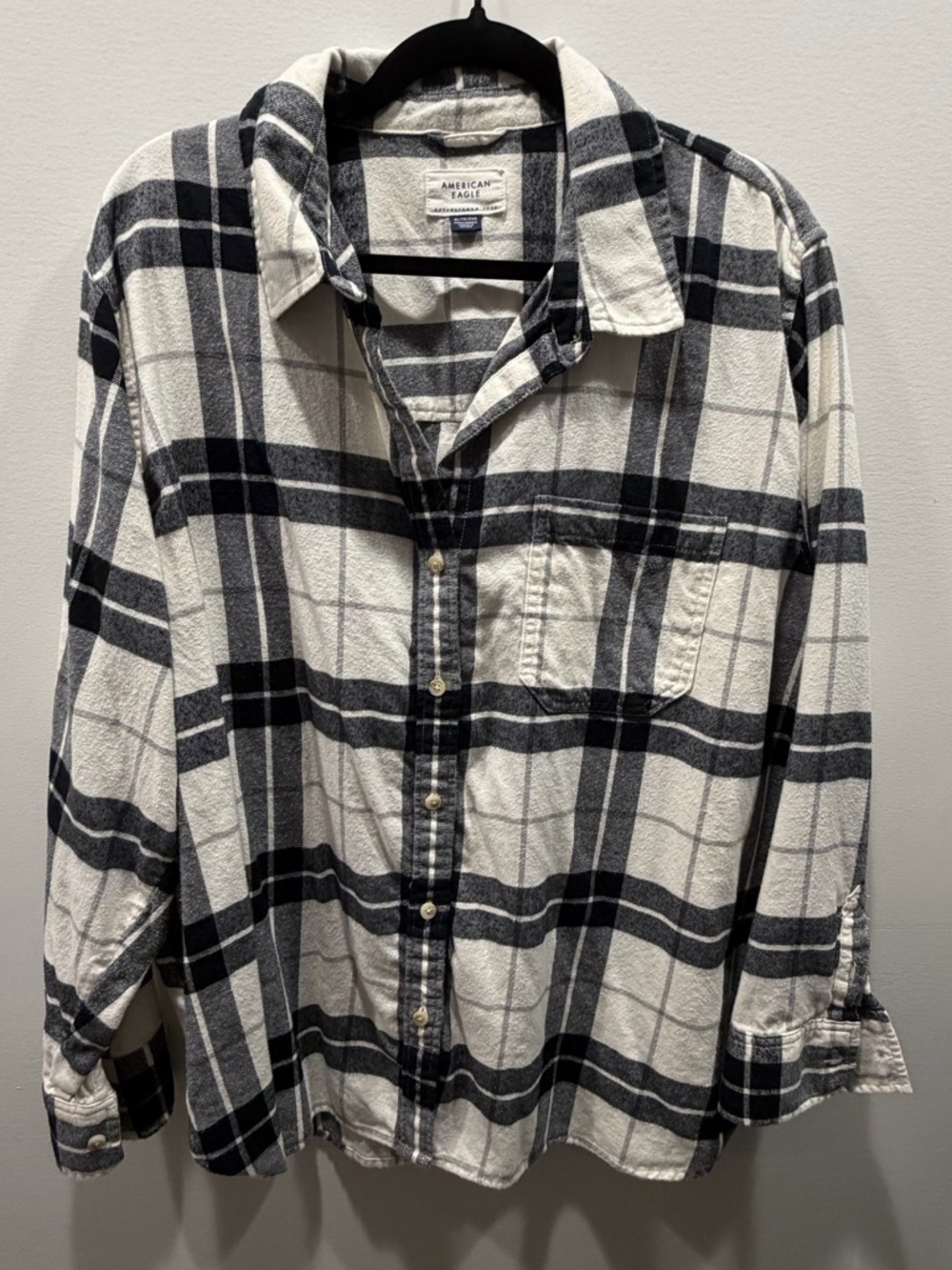 American Eagle 🦅 Oversized Plaid Button-Up Shirt - Picture 8 of 10